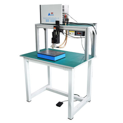 kopen Pneumatische tafeltopspotsweismachine 18650 Batterijpakket Spotsweismachine online manufacture