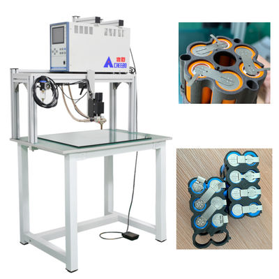 kopen 10000A Batterij Tab Spot Welding Machine Voettype Spot Welding Machine online manufacture