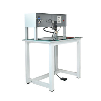 kopen Hoge kwaliteit semi-automatische multi-impuls precisie gantry lithiumbatterie spot lasmachine online manufacture
