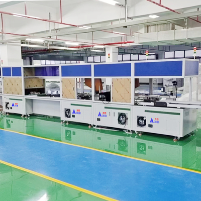 kopen Automatische cilindrische batterijpuntlasmachine voor 18650 21700 32650 cellen online manufacture