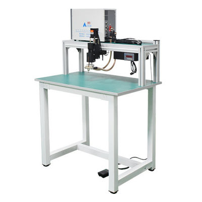 Multi-Pulse verstelbare batterij Tab Spot Welding Machine High Power Manual Foot Drive
