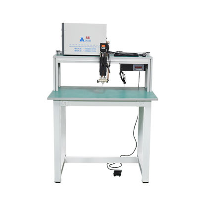 Geen noodzaak om te lassen Zuivere elektrische semi-automatische Lithiumbattery Desktop Spot Welding Machine